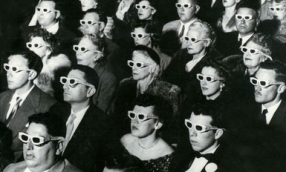 Guy Debord, La société du spectacle, Paris, 1967.