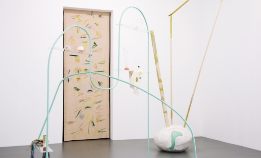 Félicia Atkinson, vue de l'exposition "Spoken Word (une chanson parlée)", La Criée centre d'art contemporain, Rennes, 2017 - photo : Benoît Mauras Félicia Atkinson, vue de l'exposition "Spoken Word (une chanson parlée)", La Criée centre d'art contemporain, Rennes, 2017 - photo : Benoît Mauras
