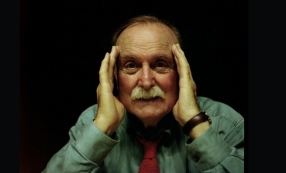 Alvin Lucier